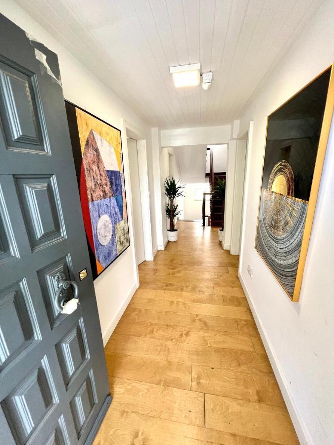 Oeiras Beach Private Room 9 - Double Bedroom With Shared Bathroom & Terrace 오이라스 외부 사진